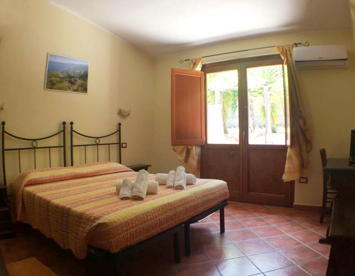 Hotel Sant'Elene Dorgali Bagian luar foto