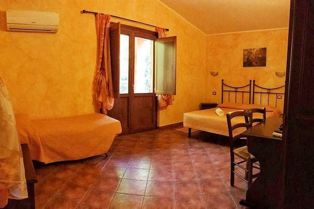 Hotel Sant'Elene Dorgali Bagian luar foto